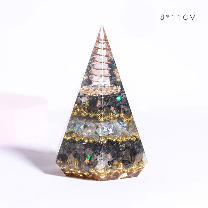 Pyramide polygonale orgone en pierre naturelle moulée en résine Olivenorma 