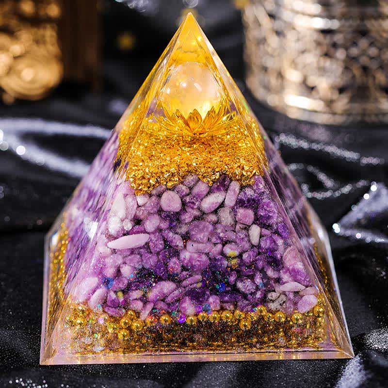 Pyramide d'orgone en lépidolite cristal transparent Olivenorma « Double Luck »