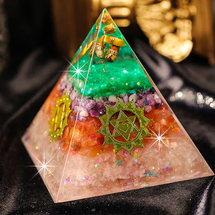 Pyramide d'orgone en pierre naturelle Olivenorma « Augmentez vos opportunités »