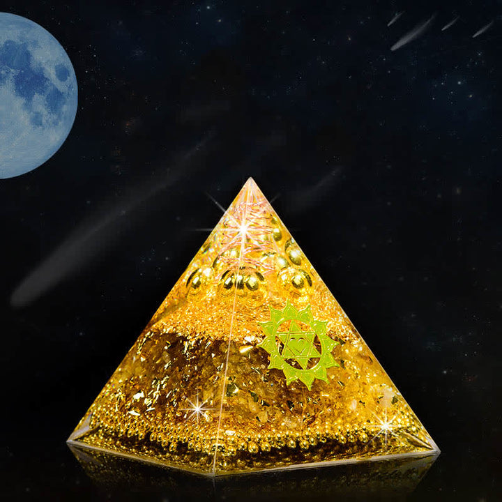 Pyramide d'orgone en cristal clair de citrine « attirant la richesse » Olivenorma