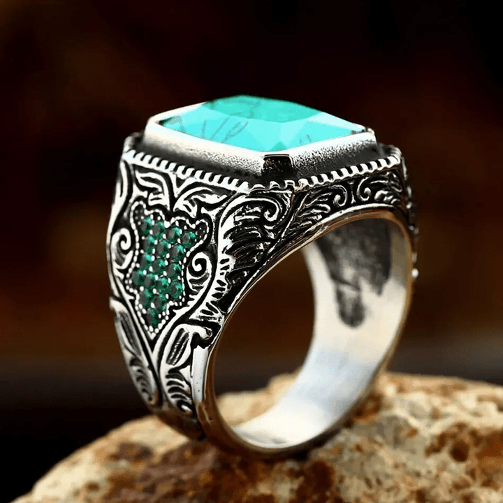 Bague indienne vintage en turquoise avec aigle Olivenorma