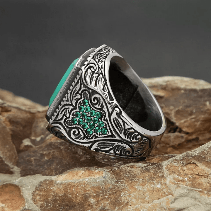 Bague indienne vintage en turquoise avec aigle Olivenorma