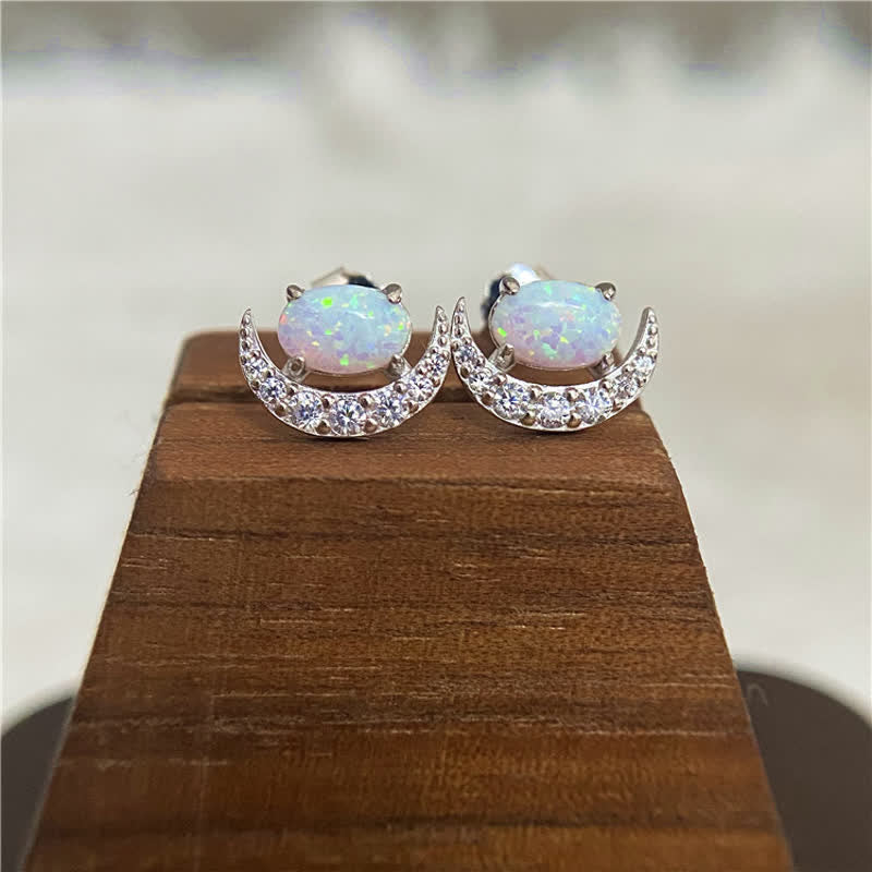 Boucles d'oreilles en argent 925 avec opale en forme de croissant Olivenorma