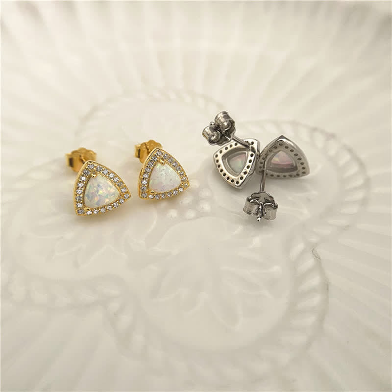 Boucles d'oreilles en argent 925 avec opale en forme de triangle Olivenorma