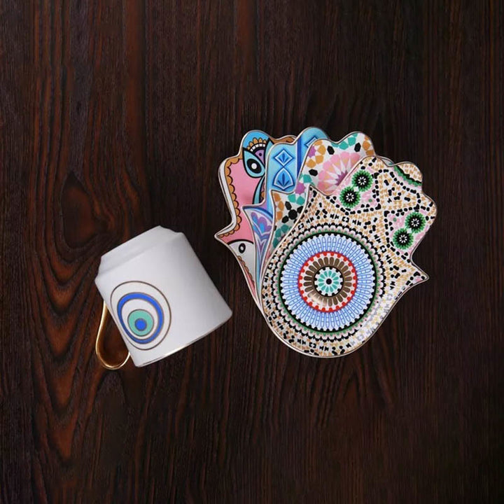 Tasse à café avec dessous de verre en forme de main de Hamsa de Bohème Olivenorma