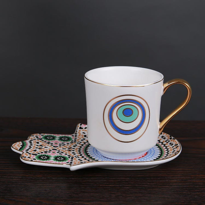 Tasse à café avec dessous de verre en forme de main de Hamsa de Bohème Olivenorma
