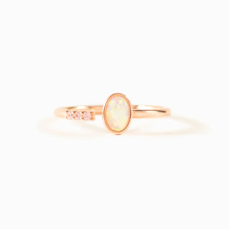 Bague ajustable simple en argent sterling S925 avec opale Olivenorma