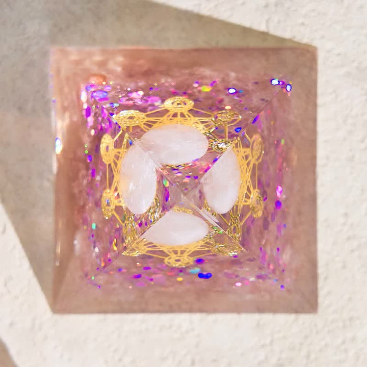 Pyramide orgone en quartz rose et quartz fraise Olivenorma