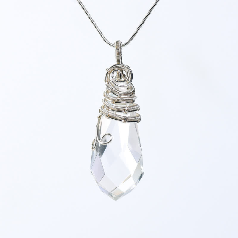 Collier en cristal à facettes naturelles Olivenorma
