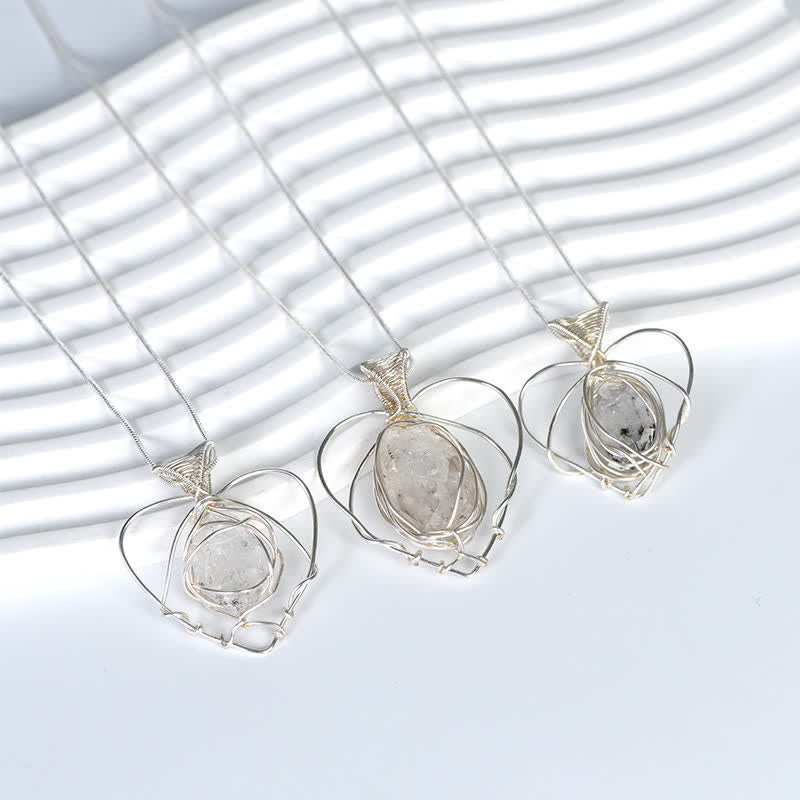 Collier pendentif coeur en fil d'argent enroulé à la main avec diamant Herkimer Olivenorma