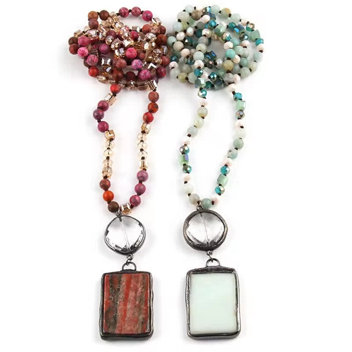 Collier pendentif carré en perles de pierre naturelle Olivenorma