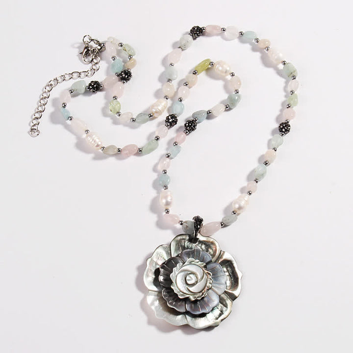 Collier pendentif en forme de cœur et de fleur en pierre naturelle Olivenorma