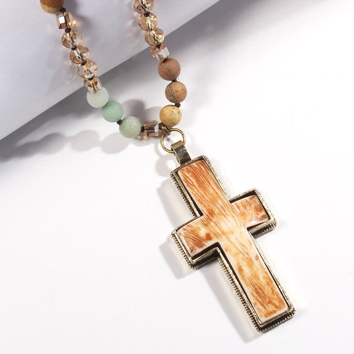 Collier pendentif croix en résine et perles en pierre naturelle Olivenorma