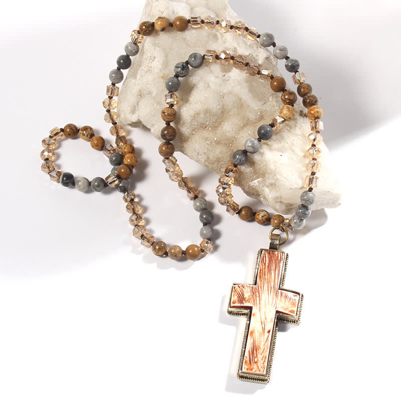 Collier pendentif croix en résine et perles en pierre naturelle Olivenorma