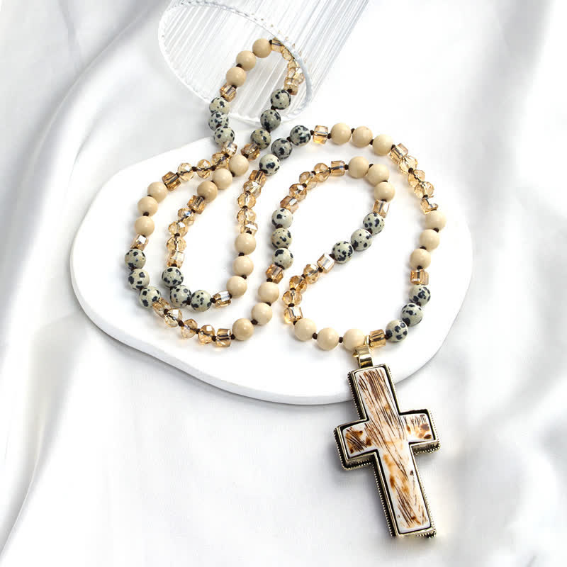 Collier pendentif croix en résine et perles en pierre naturelle Olivenorma