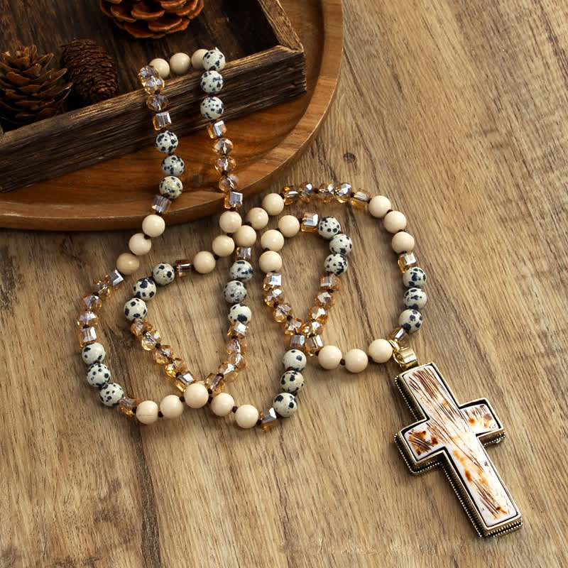 Collier pendentif croix en résine et perles en pierre naturelle Olivenorma