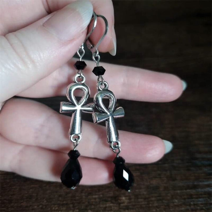 Boucles d'oreilles à breloques en forme de croix Ankh en obsidienne Olivenorma