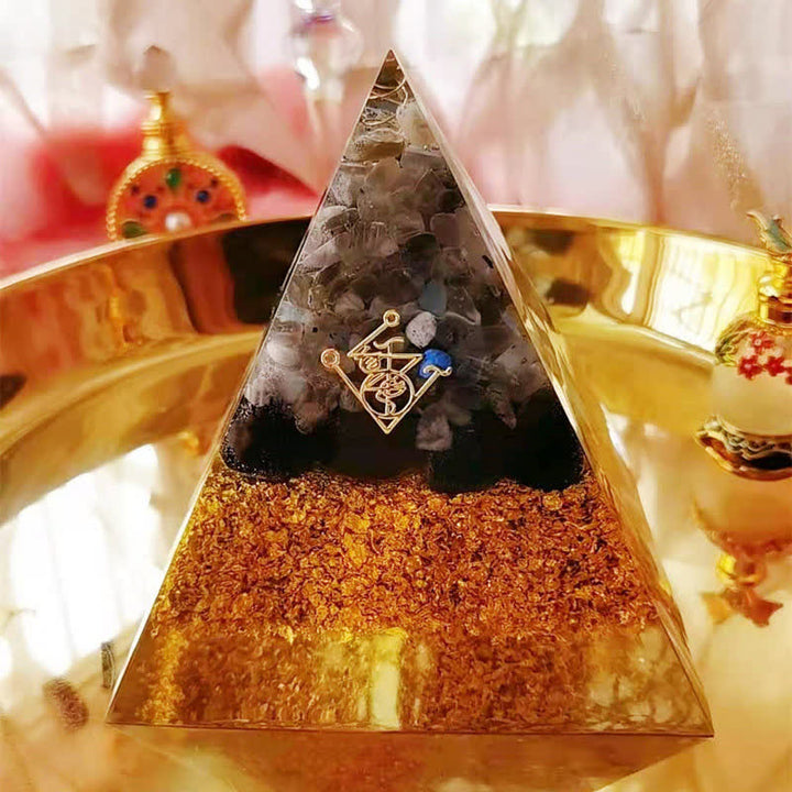Pyramide d'orgone en obsidienne cristal clair en pierre de lune Olivenorma