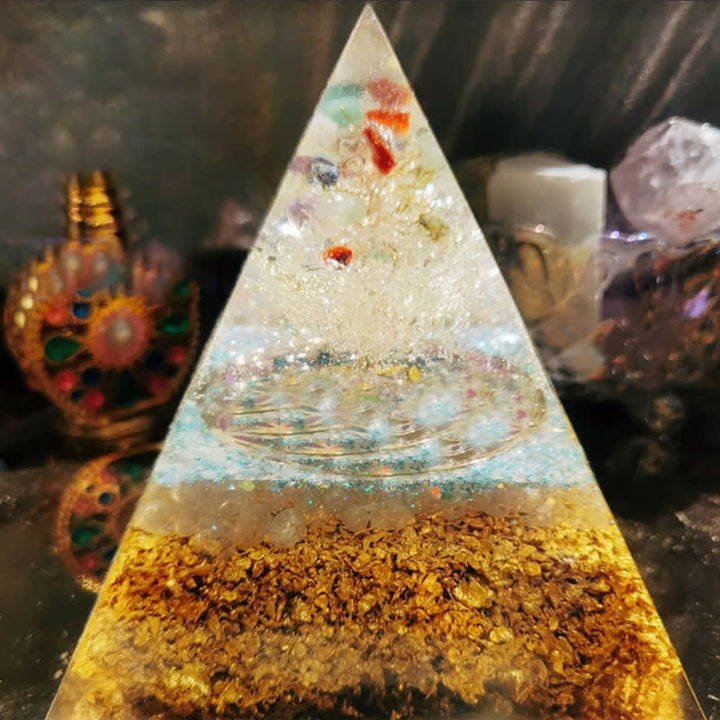 Pyramide d'orgone de santé en cristal transparent Olivenorma de 15 cm