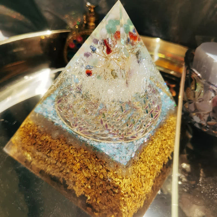 Pyramide d'orgone de santé en cristal transparent Olivenorma de 15 cm