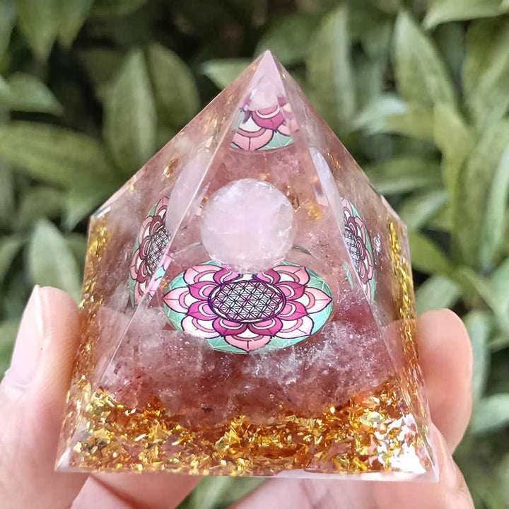 Pyramide orgonite en quartz rose et quartz fraise Olivenorma de 5 m