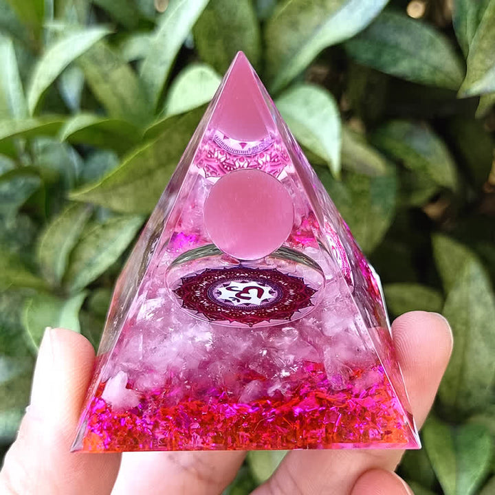 Pyramide d'orgone en pierre œil de chat rose Olivenorma de 5 m