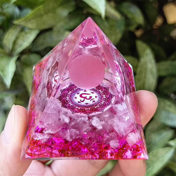 Pyramide d'orgone en pierre œil de chat rose Olivenorma de 5 m
