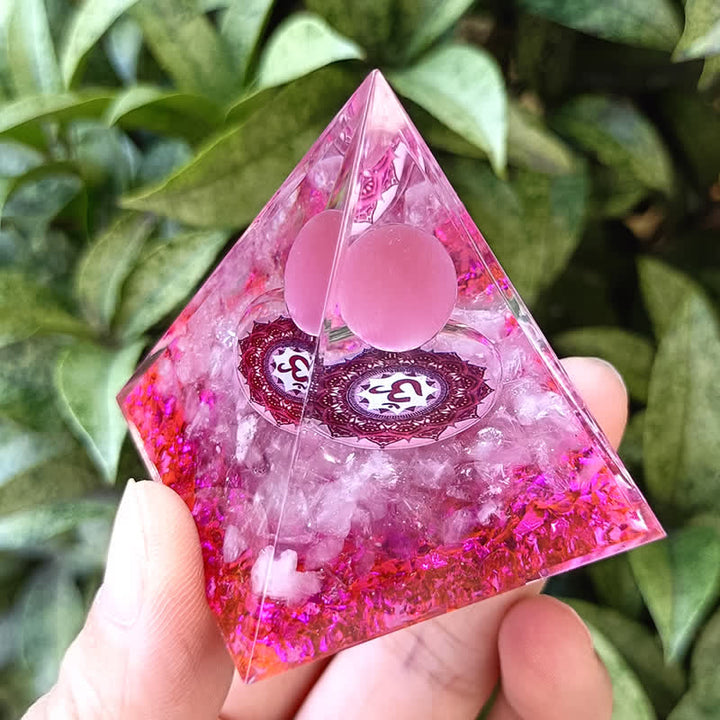 Pyramide d'orgone en pierre œil de chat rose Olivenorma de 5 m