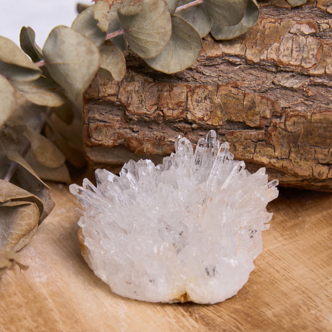 Grappe de cristaux de guérison énergétique en quartz clair naturel Olivenorma