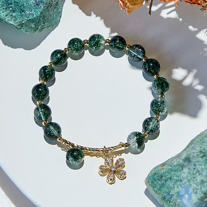 Bracelet pendentif en perles de quartz fantôme vert Olivenorma en forme de fleur de cerisier