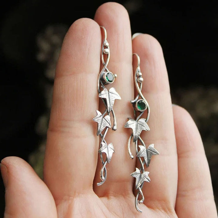 Boucles d'oreilles en forme de vigne incrustées de pierres précieuses authentiques Olivenorma