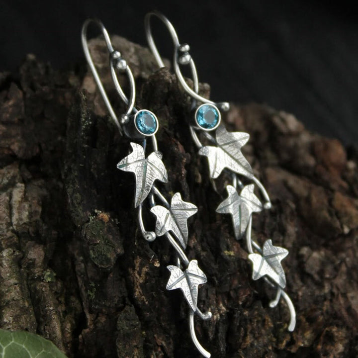 Boucles d'oreilles en forme de vigne incrustées de pierres précieuses authentiques Olivenorma
