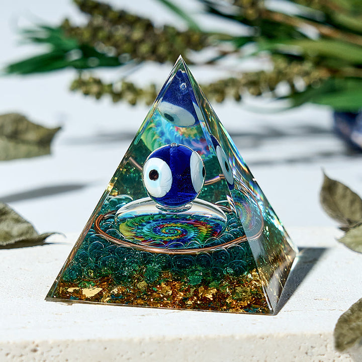 Pyramide d'orgone énergétique de protection artisanale en aigue-marine Olivenorma