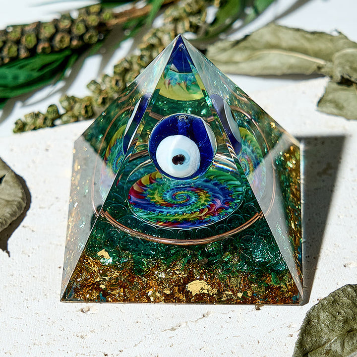 Pyramide d'orgone énergétique de protection artisanale en aigue-marine Olivenorma
