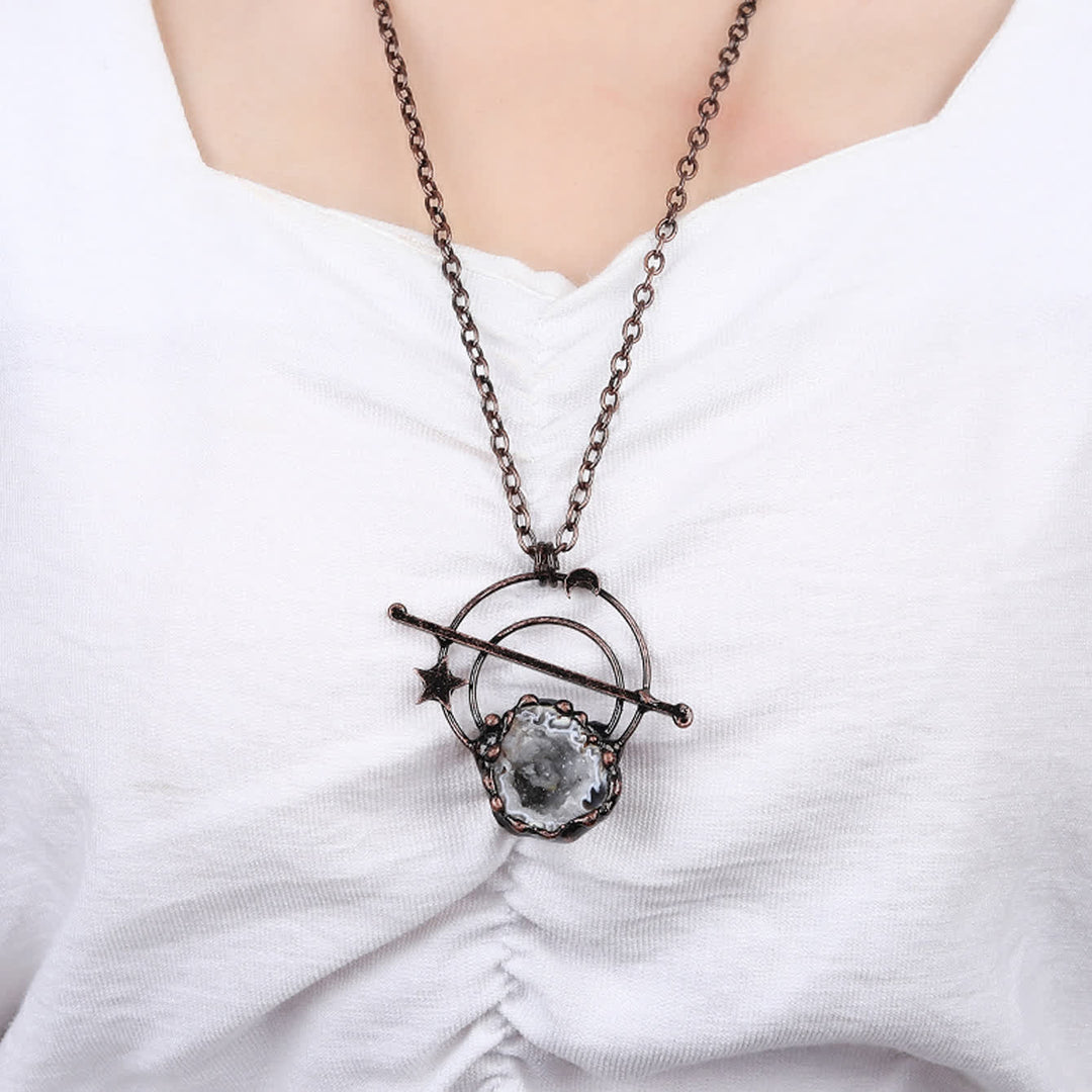Collier avec pendentif en cristal d'agate blanche naturelle Olivenorma