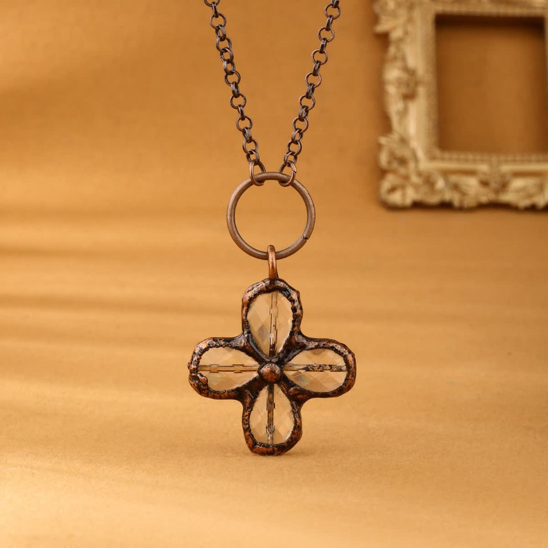 Collier avec pendentif en cristal transparent naturel en forme de trèfle Olivenorma - Cristal clair - image 0