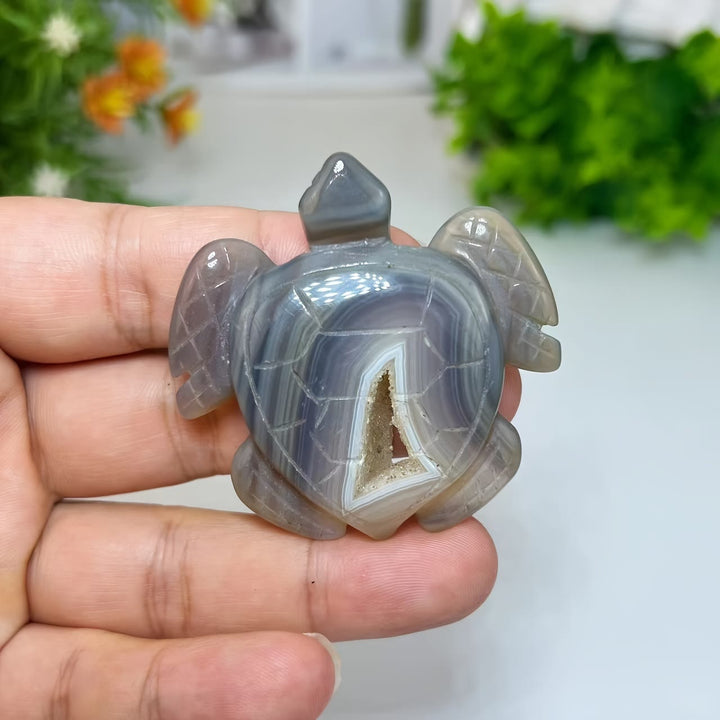 Décoration en pierre précieuse en forme de tortue en agate géode naturelle Olivenorma