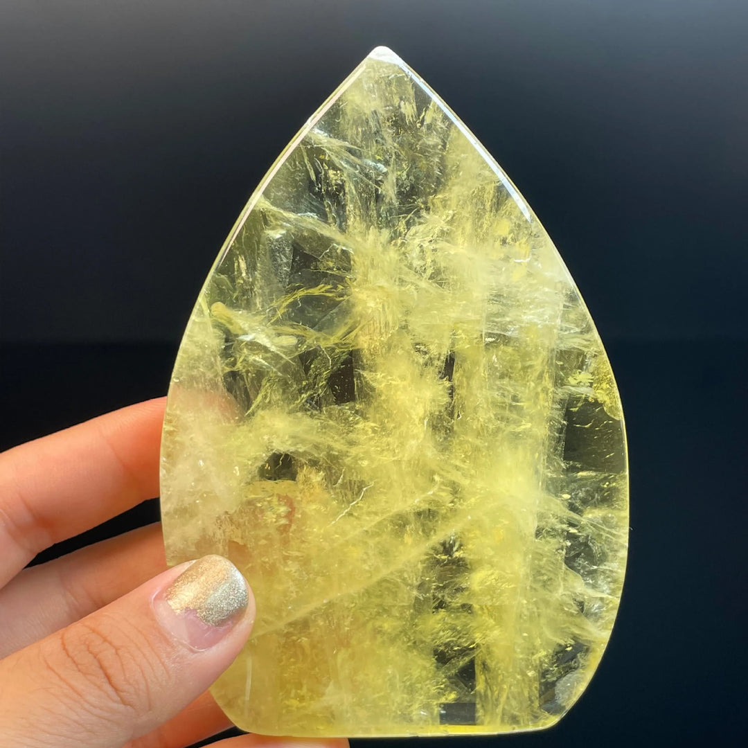 Ornement en forme de goutte d'eau en citrine polie Olivenorma Décoration en pierres précieuses