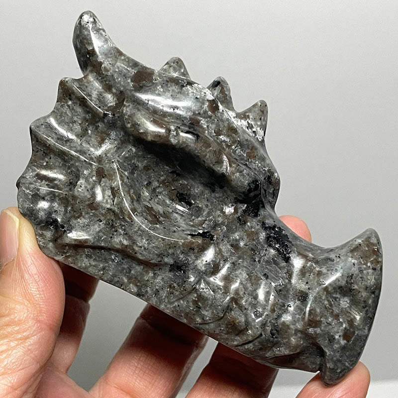 Décoration en pierre précieuse de tête de dragon polie en Yooperlite naturelle Olivenorma