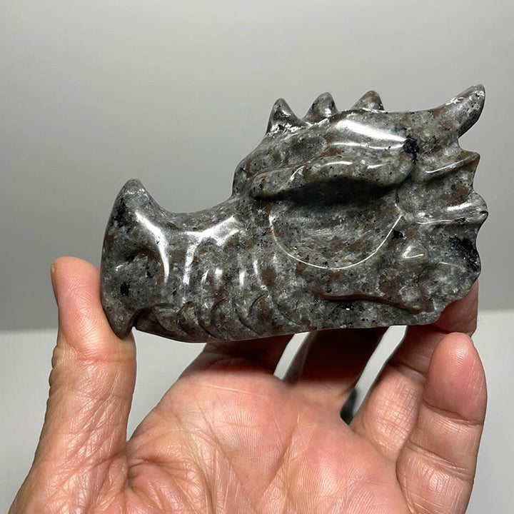 Décoration en pierre précieuse de tête de dragon polie en Yooperlite naturelle Olivenorma