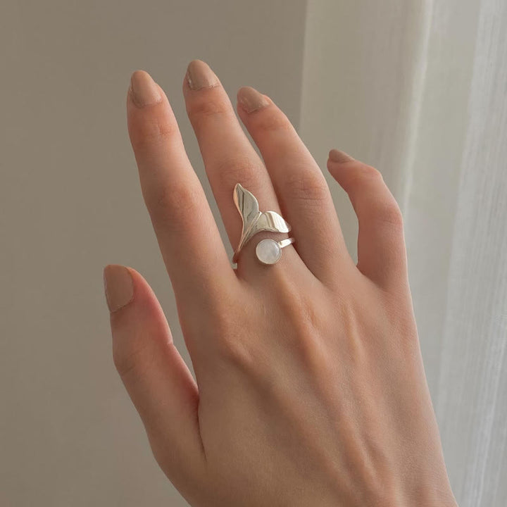 Bague ajustable en forme de queue de sirène avec pierre de lune naturelle Olivenorma