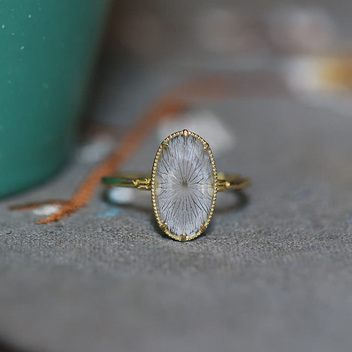 Bague gravée en cristal transparent naturel Olivenorma