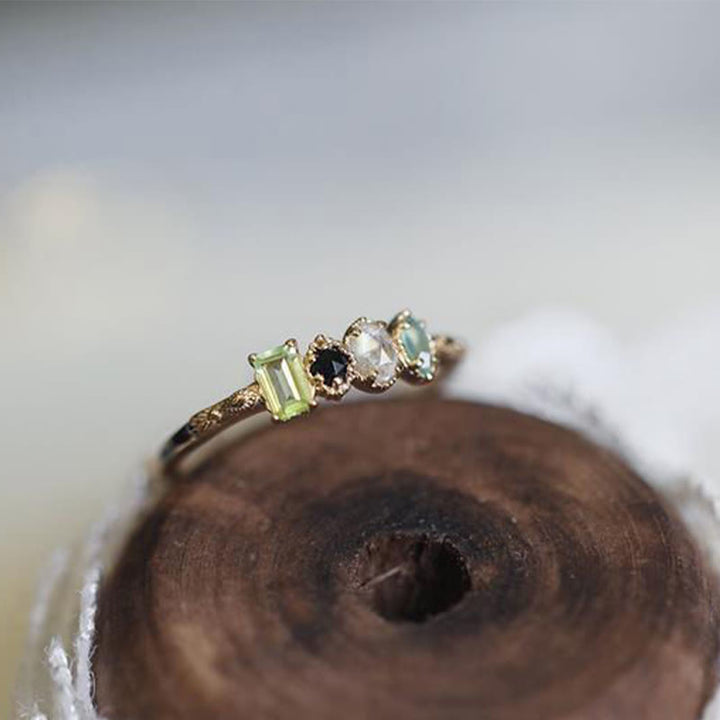 Bague de naissance personnalisée avec pierre précieuse naturelle labradorite Olivenorma