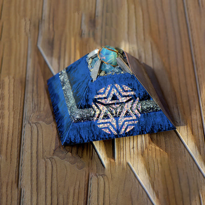 Pyramide d'orgone en cristal de cristal de Metatron's Cube de 14 cm d'Olivenorma