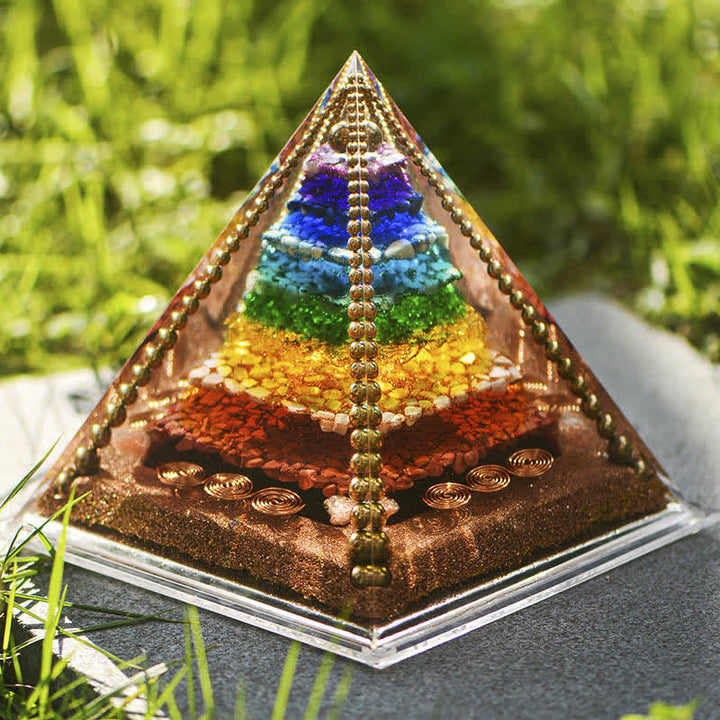 Bobine de cuivre d'énergie des chakras Olivenorma Pyramide orgone