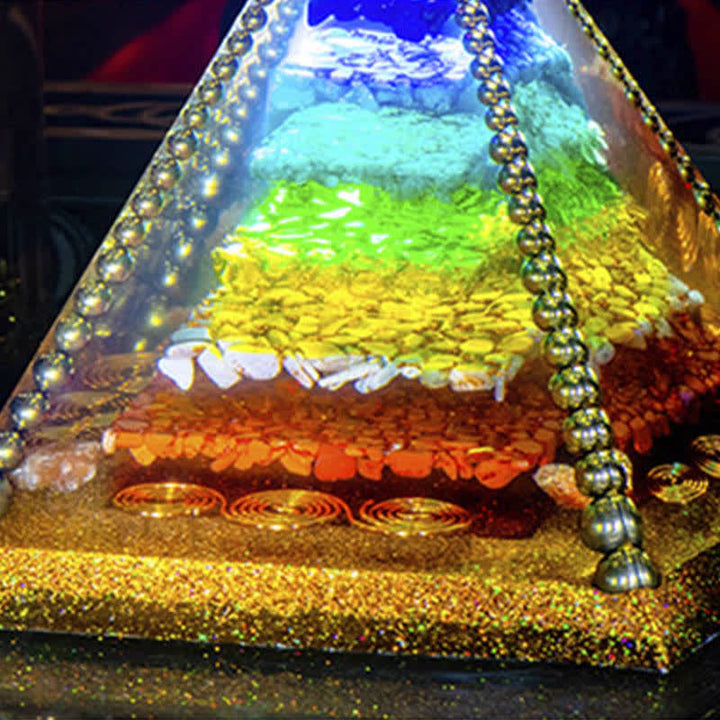 Bobine de cuivre d'énergie des chakras Olivenorma Pyramide orgone