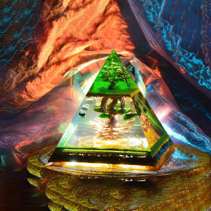Arbre inversé à double hélice cosmique d'Olivenorma, pyramide orgone