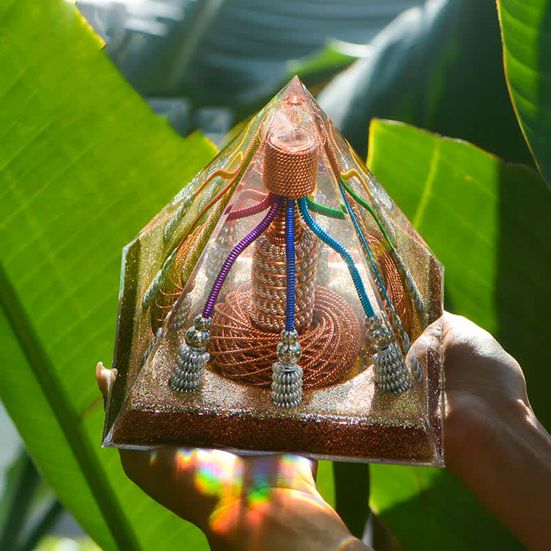 Générateur d'énergie en fil de cuivre à 7 couleurs Olivenorma Pyramide orgone