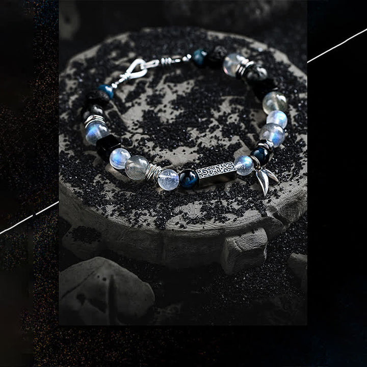 Bracelet en perles d'œil de tigre bleu en pierre de lune Olivenorma