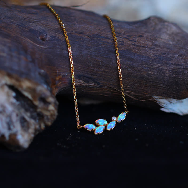 Collier pendentif feuille d'opale bleue Olivenorma